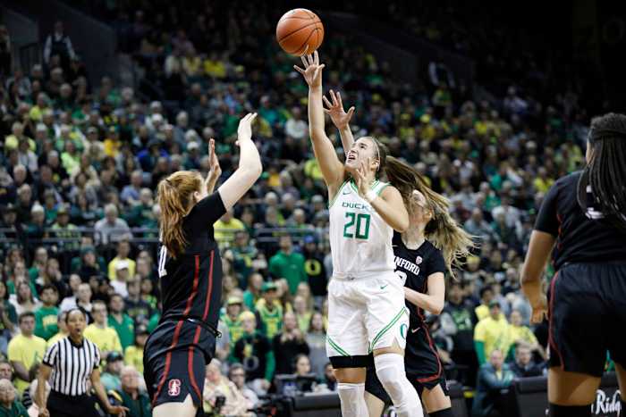 sabrina-ionescu-floater-vs-stanford